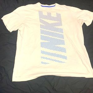 Nike t shirt